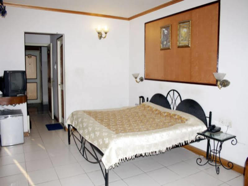 Hotel Sheetal Regency,Near Janambhumi Mathura Exterior foto