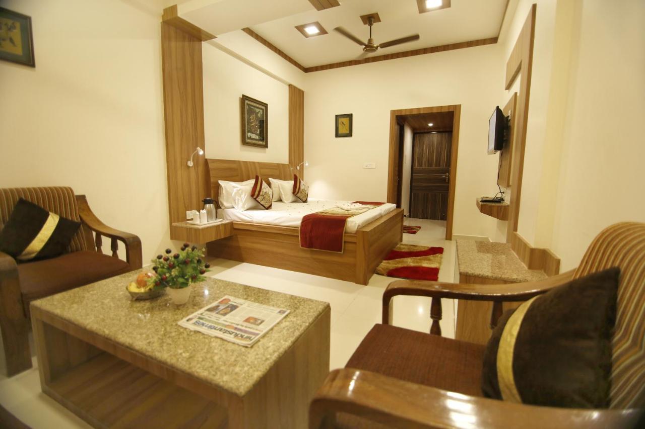 Hotel Sheetal Regency,Near Janambhumi Mathura Exterior foto